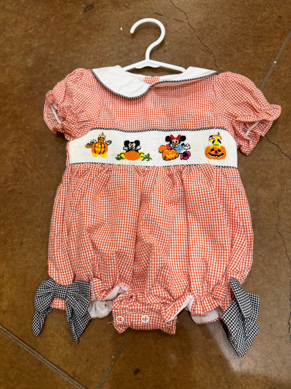 Halloween Mouse & Friends Bubble