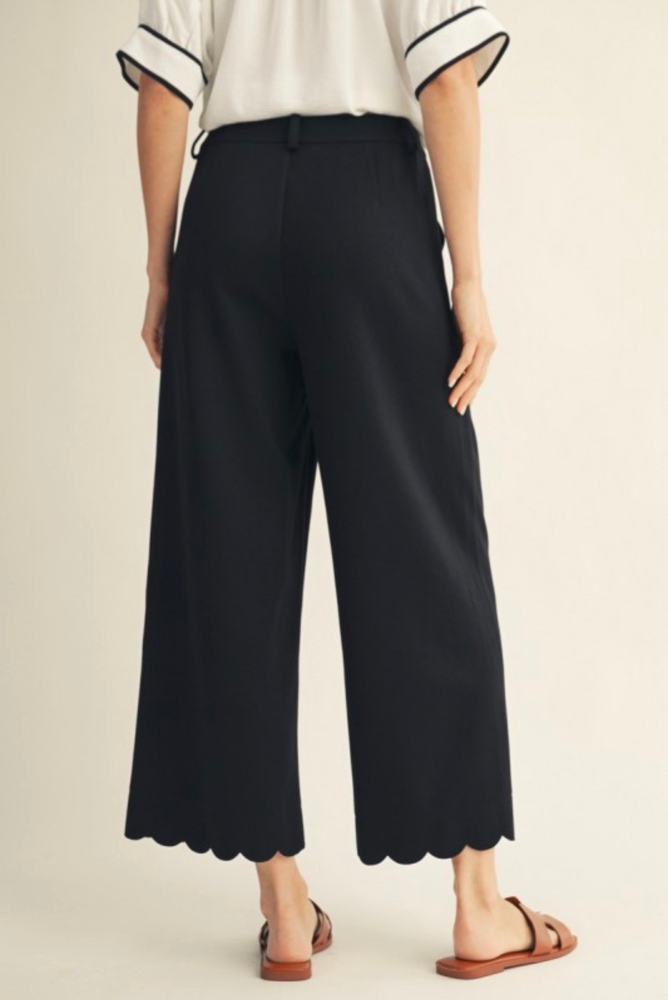 Black Scallop Pants